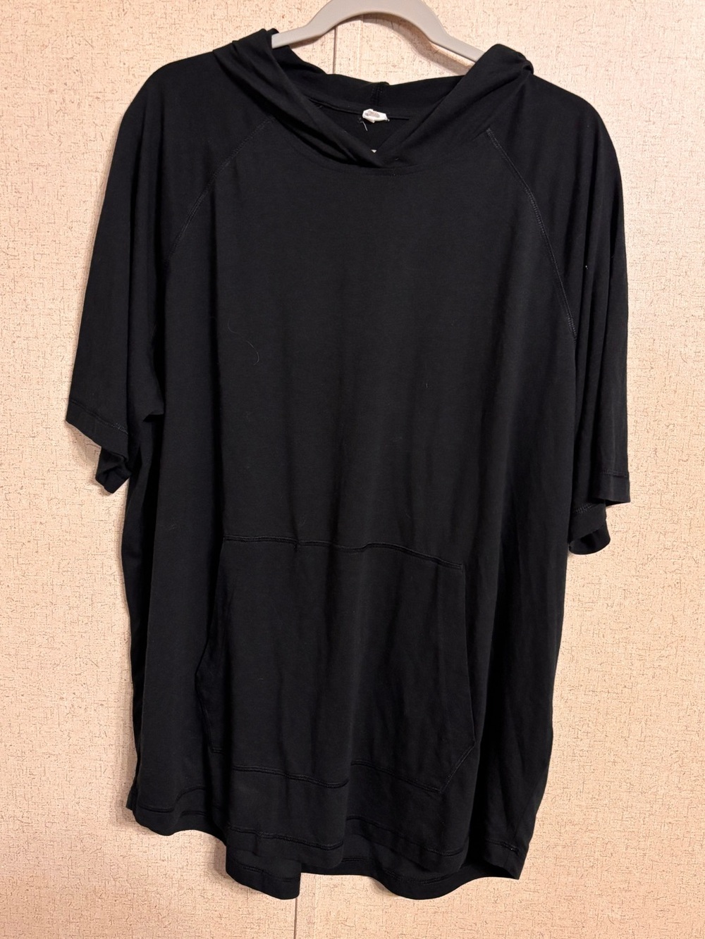 Black Short-Sleeve athletic Hooded Women's Tee